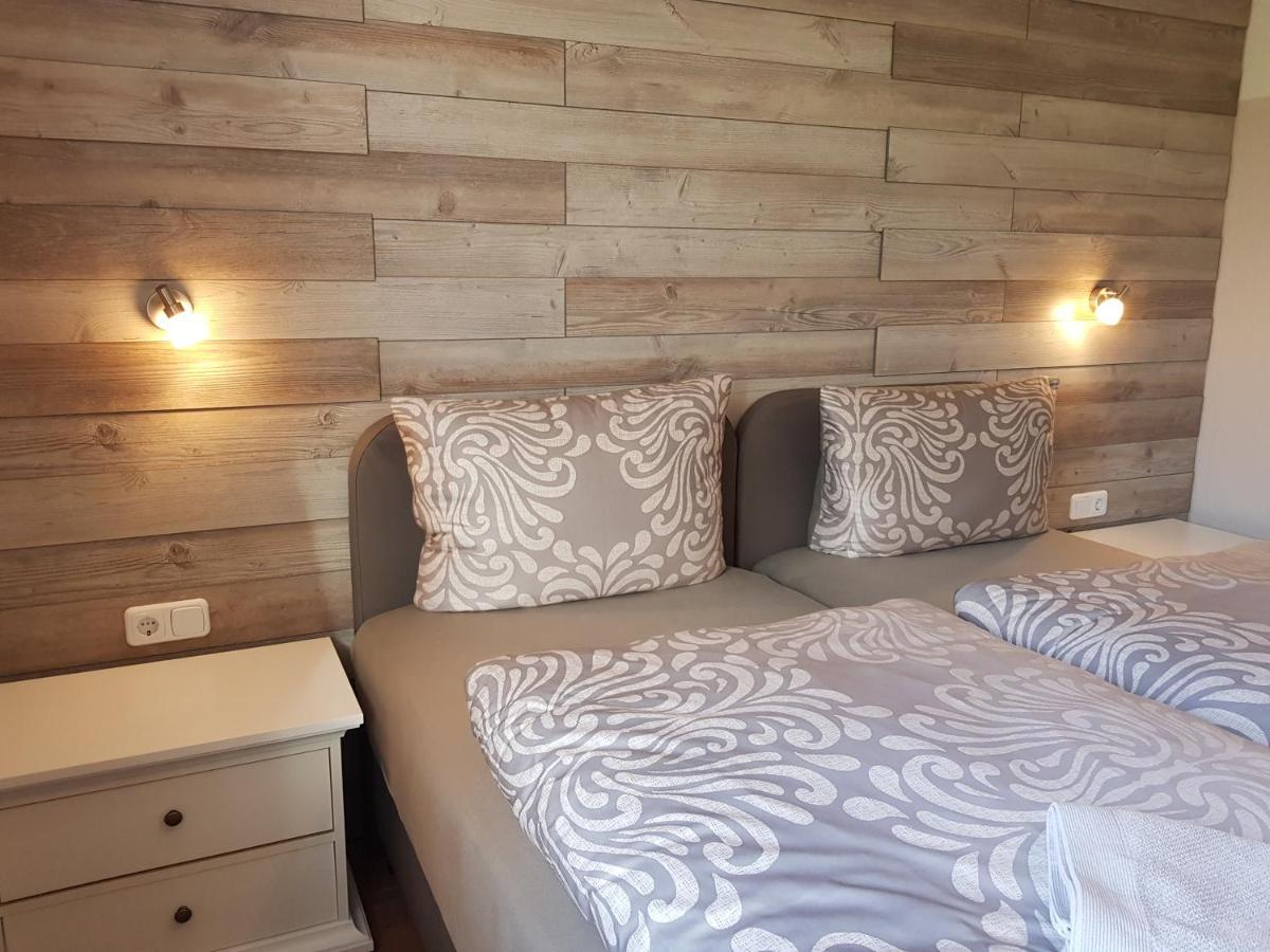 Flensburg Ferienwohnungen Apartment 1 Екстер'єр фото